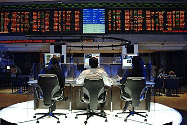 مؤشرات وول ستريت تستقر بمستهل التعاملات